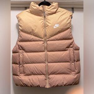 NWT Nike Sportswear Therma-FIT Windrunner Women's Down Vest (Hemp/Sesame/White)